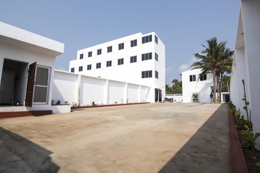 Hotel Ganesh Residency Pondicherry Esterno foto