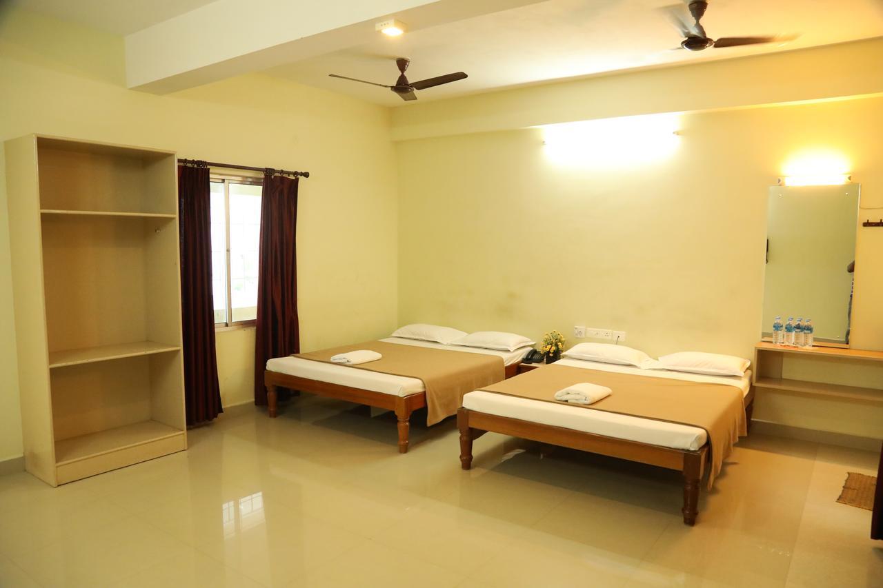 Hotel Ganesh Residency Pondicherry Esterno foto